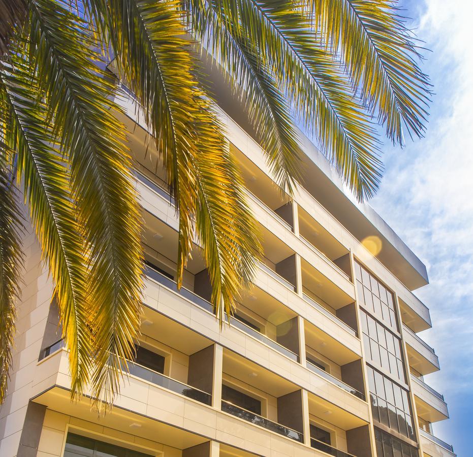 Grand Hotel גגרה מראה חיצוני תמונה