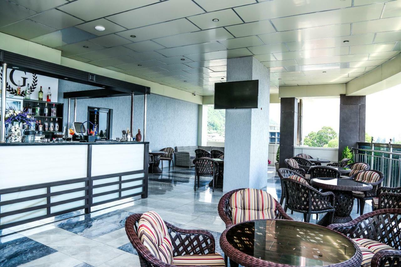 Grand Hotel גגרה מראה חיצוני תמונה